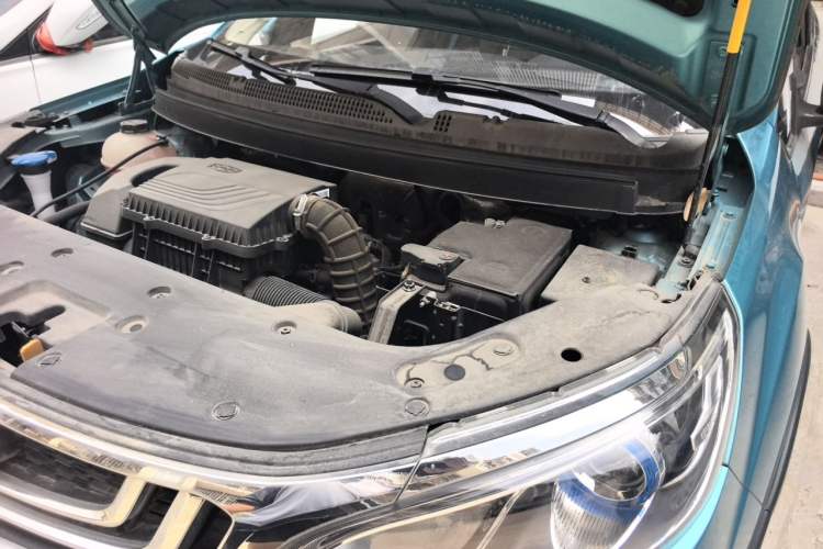Used Geely Auto Vision X3 2020 1.5L Manual Elite Edition Engine Bay Left