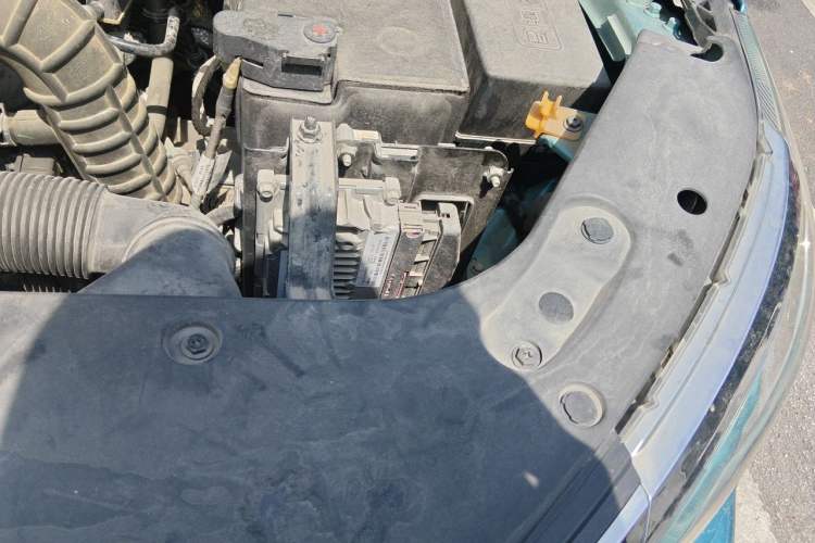 Used Geely Auto Vision X3 2020 1.5L CVT Elite Edition Engine Bay Left