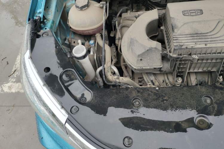 Used Geely Auto Vision X3 2020 1.5L CVT Luxury Model Engine Bay Right