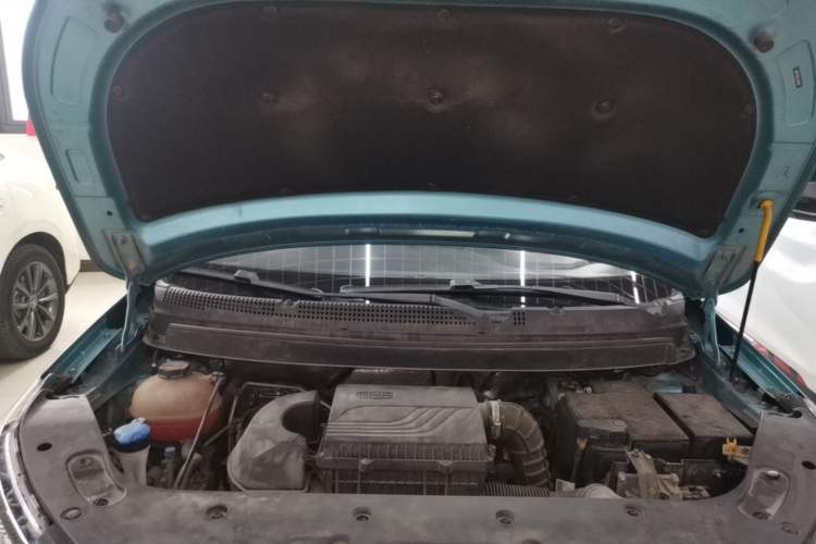 Used Geely Auto Vision X3 2020 1.5L CVT Luxury Model Engine Bay