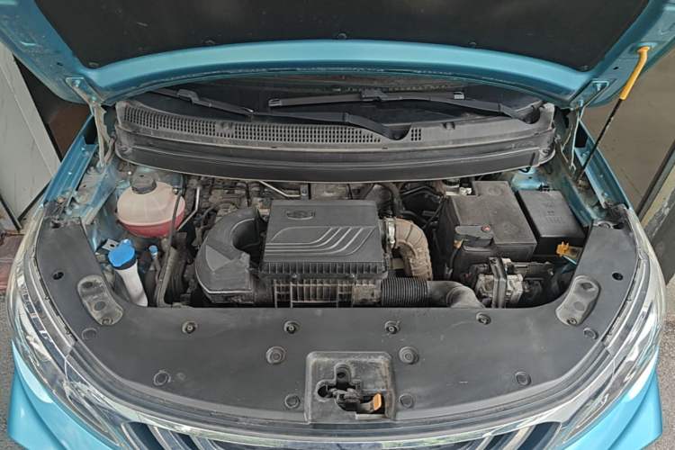 Used Geely Auto Vision X3 2020 1.5L CVT Luxury Model Engine Bay