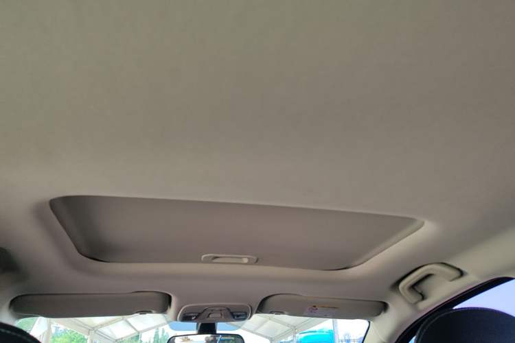 Used Geely Auto Vision X3 2020 1.5L CVT Luxury Model Headliner
