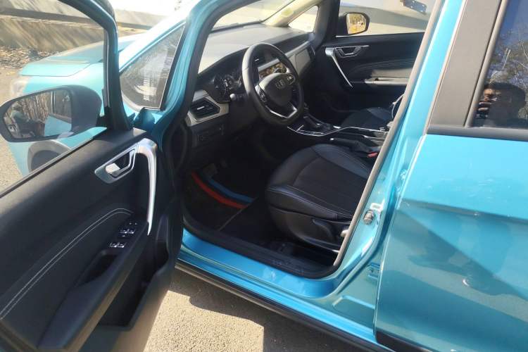 Used Geely Auto Vision X3 2020 1.5L CVT Luxury Model Interior 1