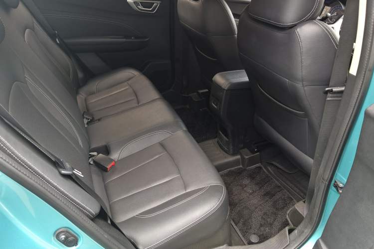 Used Geely Auto Vision X3 2020 1.5L CVT Luxury Model Interior 3