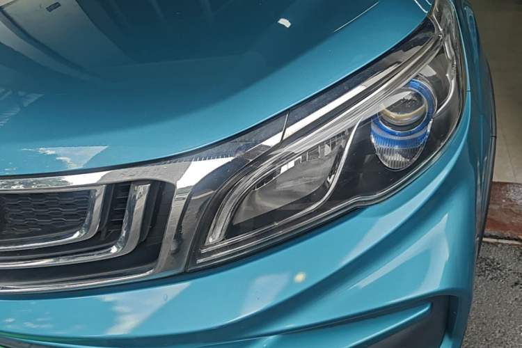 Used Geely Auto Vision X3 2020 1.5L CVT Luxury Model Left Front Headlight