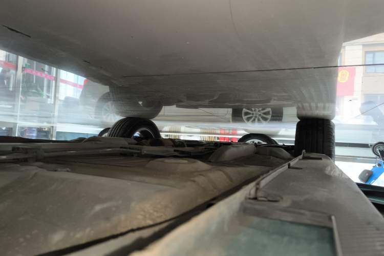 Used Geely Auto Vision X3 2020 1.5L CVT Luxury Model Left Side Sill
