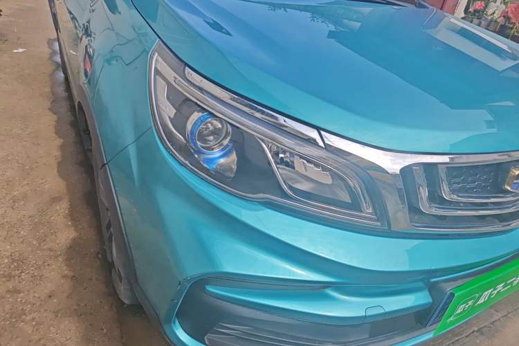 Used Geely Auto Vision X3 2020 1.5L Manual Luxury Edition Right Front Headlight