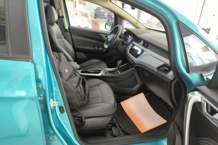 Used Geely Auto Vision X3 2020 1.5L CVT Luxury Model Right Front Seat
