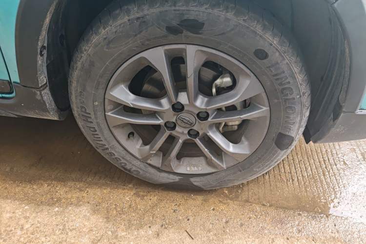 Used Geely Auto Vision X3 2020 1.5L Manual Luxury Edition Right Front Wheel Hub