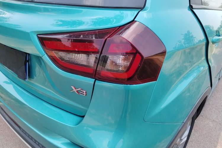 Used Geely Auto Vision X3 2020 1.5L CVT Luxury Model Right Rear Taillight