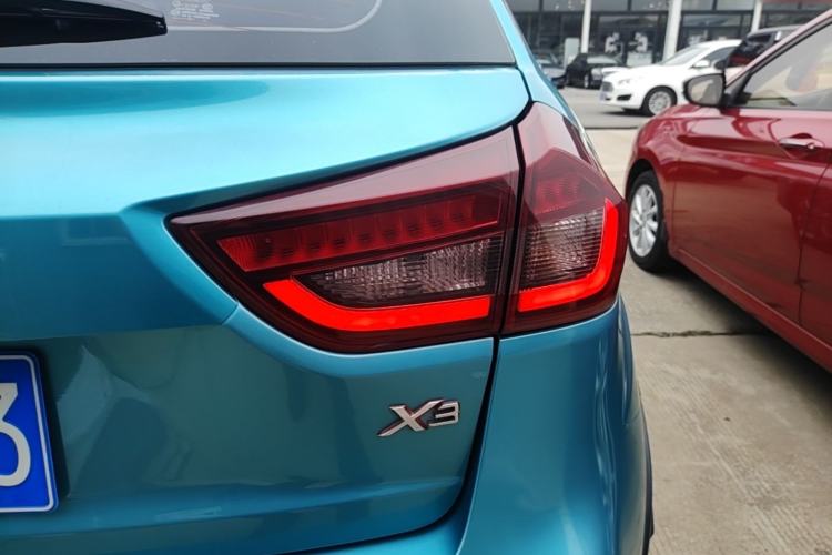 Used Geely Auto Vision X3 2020 1.5L CVT Luxury Model Right Rear Taillight