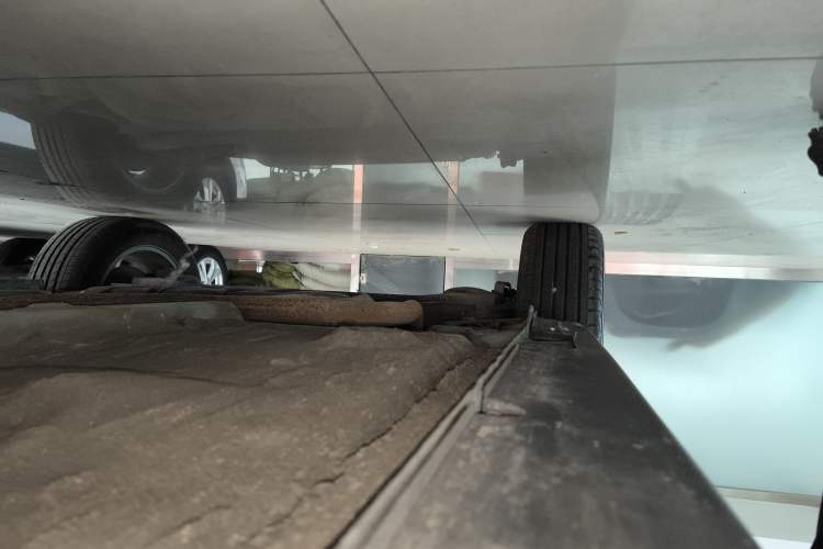 Used Geely Auto Vision X3 2020 1.5L CVT Luxury Model Right Side Sill