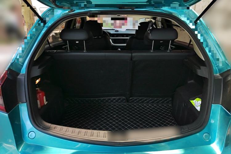 Used Geely Auto Vision X3 2020 1.5L CVT Luxury Model Trunk