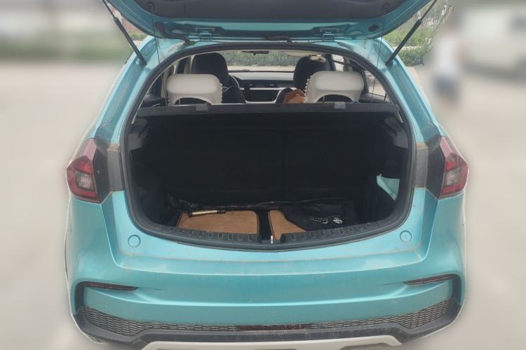 Used Geely Auto Vision X3 2020 1.5L CVT Luxury Model Trunk