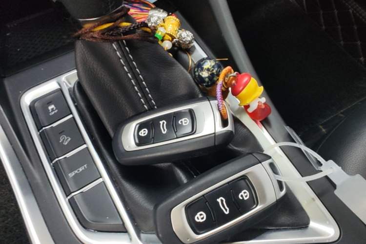Used Geely Auto Vision X3 2020 1.5L CVT Luxury Model Vehicle Key