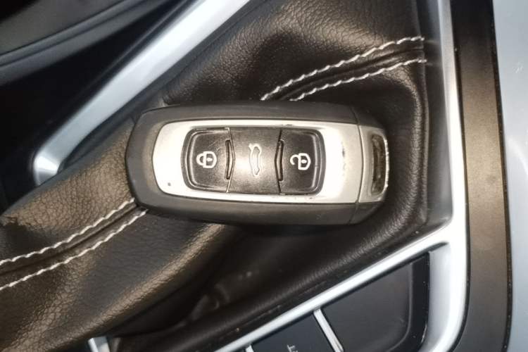 Used Geely Auto Vision X3 2020 1.5L CVT Luxury Model Vehicle Key