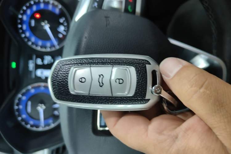 Used Geely Auto Vision X3 2020 1.5L CVT Luxury Model Vehicle Key