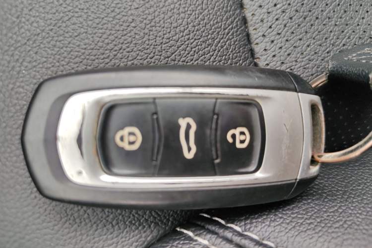 Used Geely Auto Vision X3 2020 1.5L CVT Elite Edition Vehicle Key
