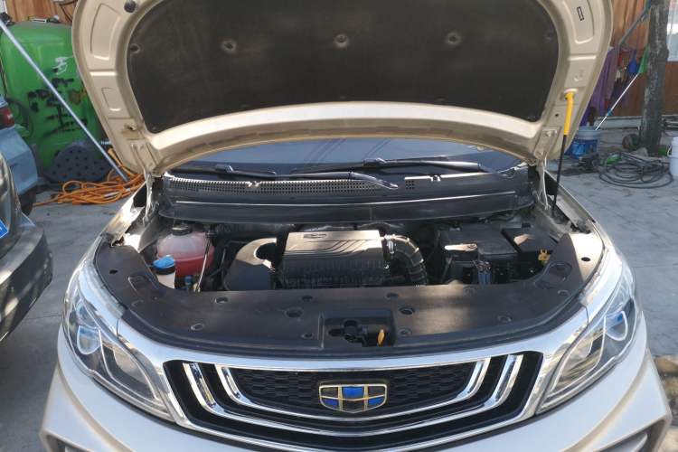 Used Geely Auto Vision X3 2020 1.5L Manual Elite Edition Engine Bay