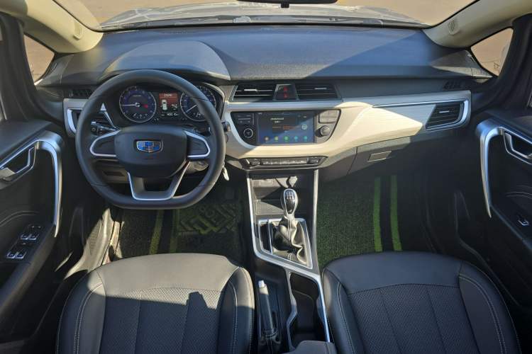 Used Geely Auto Vision X3 2020 1.5L Manual Happiness Edition Center Console