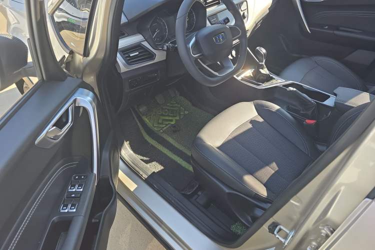 Used Geely Auto Vision X3 2020 1.5L Manual Happiness Edition Driver Seat
