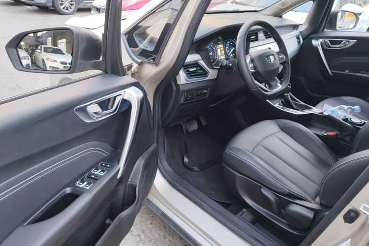 Used Geely Auto Vision X3 2020 1.5L CVT Luxury Model Driver Seat