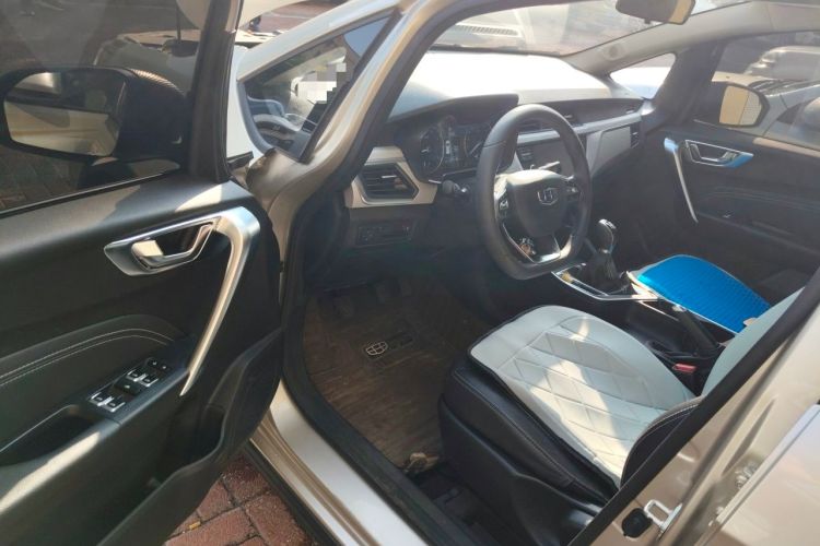 Used Geely Auto Vision X3 2020 1.5L Manual Elite Edition Driver Seat