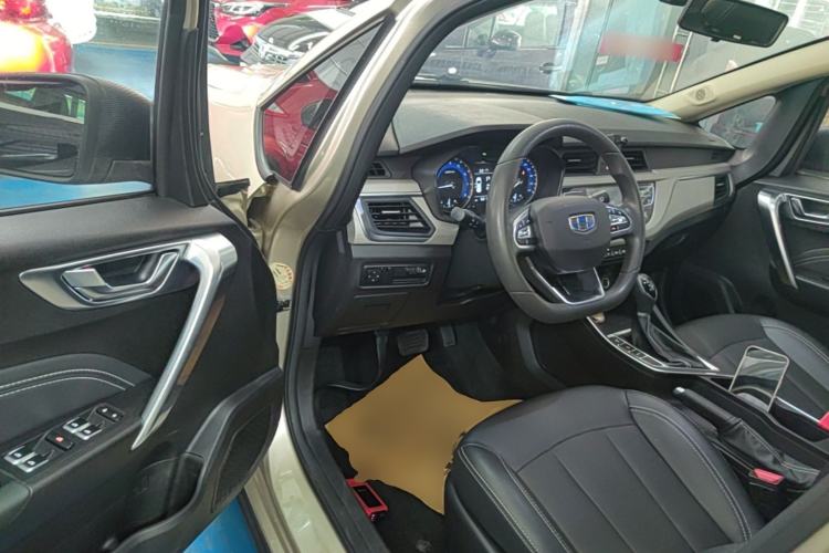 Used Geely Auto Vision X3 2020 1.5L CVT Elite Edition Driver Seat