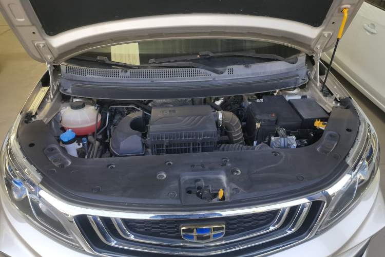 Used Geely Auto Vision X3 2020 1.5L CVT Luxury Model Engine Bay