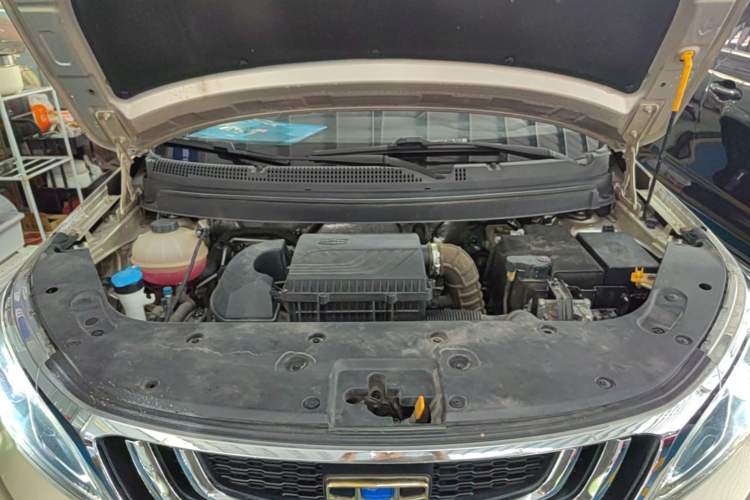 Used Geely Auto Vision X3 2020 1.5L CVT Elite Edition Engine Bay