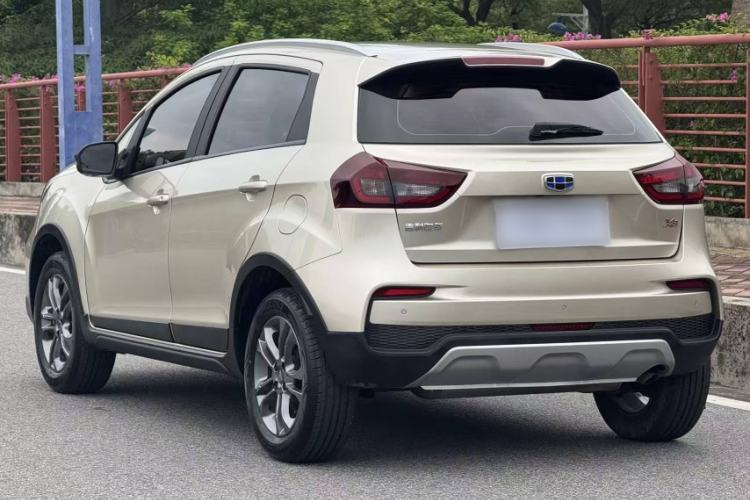 Used Geely Auto Vision X3 2020 1.5L Manual Luxury Edition Exterior 10