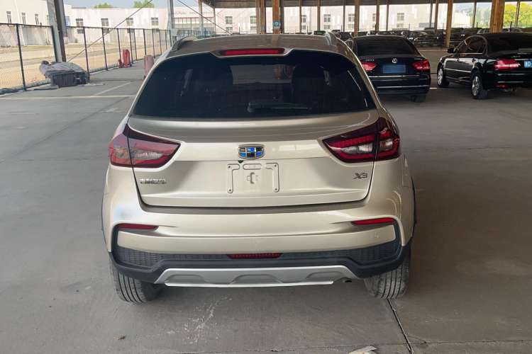 Used Geely Auto Vision X3 2020 1.5L CVT Elite Edition Exterior 4
