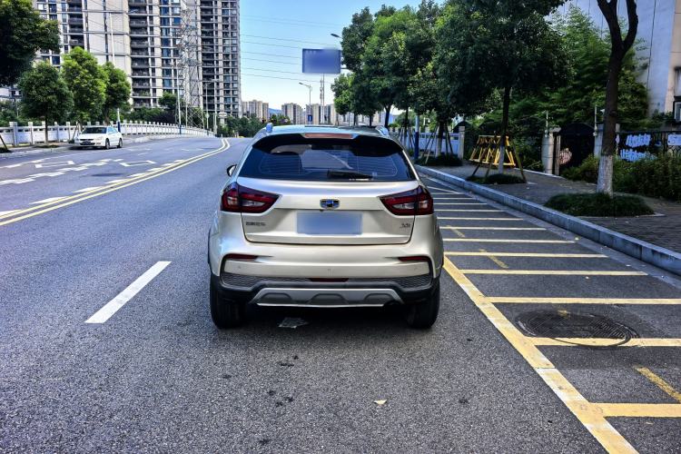 Used Geely Auto Vision X3 2020 1.5L CVT Luxury Model Exterior 5