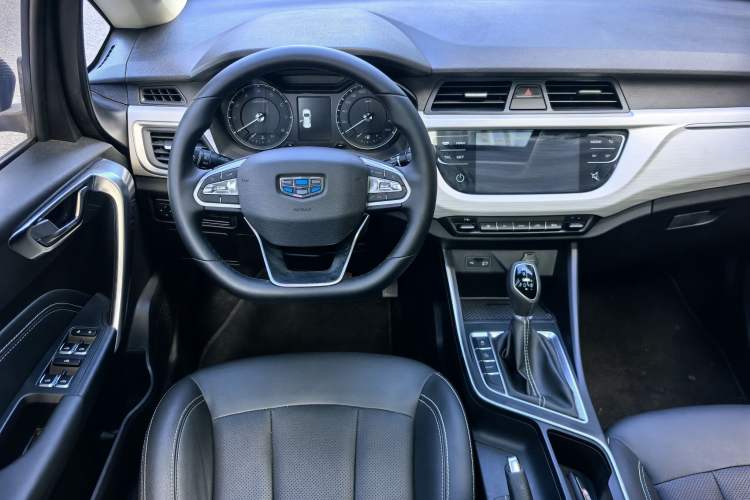 Used Geely Auto Vision X3 2020 1.5L CVT Luxury Model Interior 8