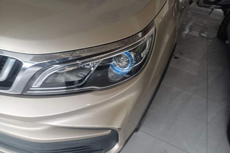 Used Geely Auto Vision X3 2020 1.5L Manual Luxury Edition Left Front Headlight
