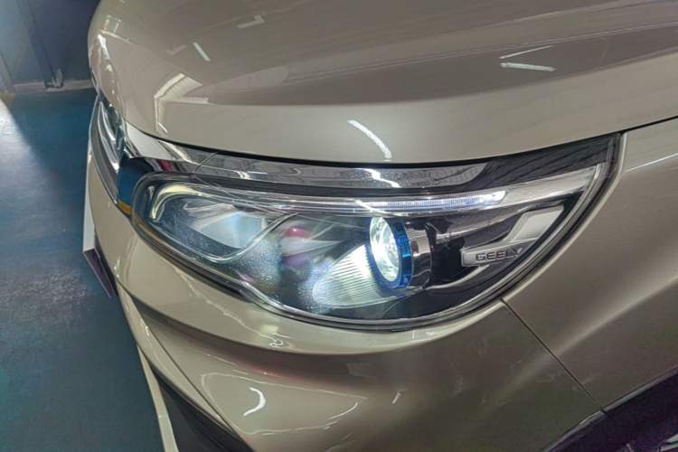 Used Geely Auto Vision X3 2020 1.5L CVT Elite Edition Left Front Headlight