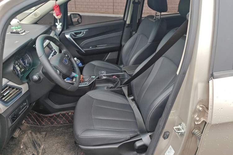 Used Geely Auto Vision X3 2020 1.5L CVT Elite Edition Left Front Seat