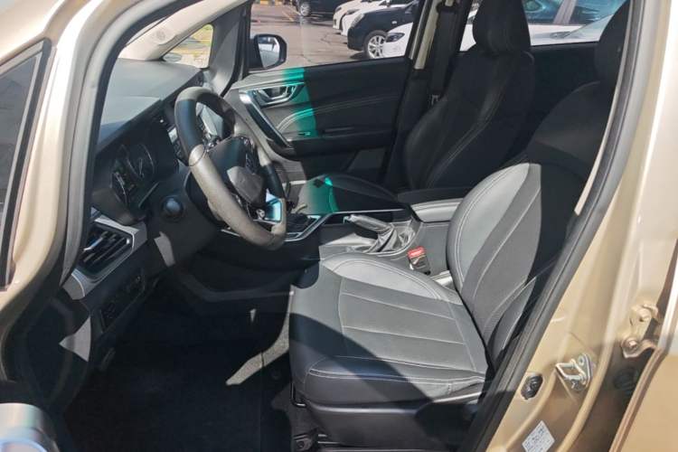 Used Geely Auto Vision X3 2020 1.5L CVT Elite Edition Left Front Seat
