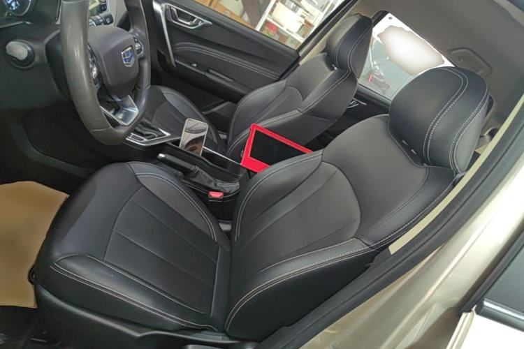 Used Geely Auto Vision X3 2020 1.5L CVT Elite Edition Left Front Seat