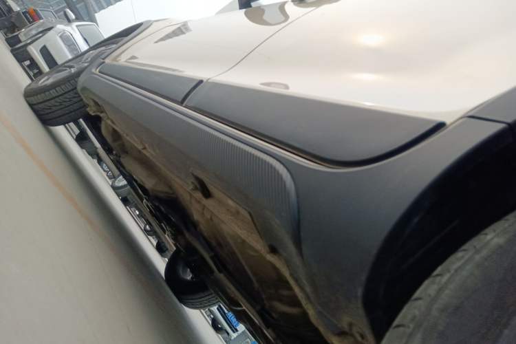 Used Geely Auto Vision X3 2020 1.5L CVT Luxury Model Left Side Sill
