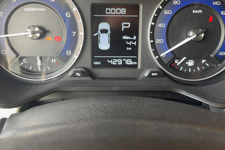 Used Geely Auto Vision X3 2020 1.5L CVT Elite Edition Odometer Close Up