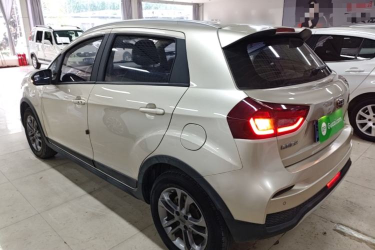 Used Geely Auto Vision X3 2020 1.5L CVT Luxury Model Rear Left 45 Deg