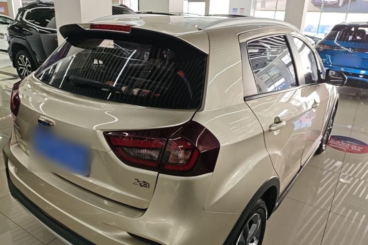 Used Geely Auto Vision X3 2020 1.5L CVT Luxury Model Rear Right 45 Deg