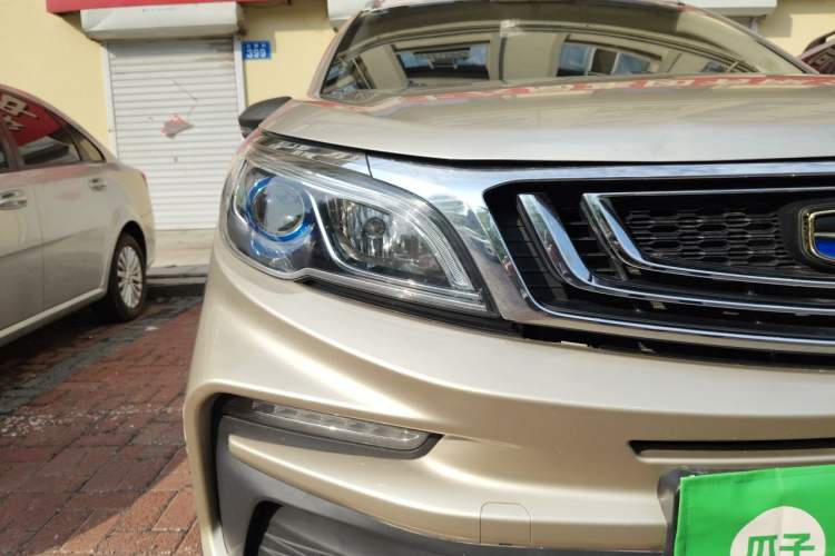Used Geely Auto Vision X3 2020 1.5L Manual Elite Edition Right Front Headlight