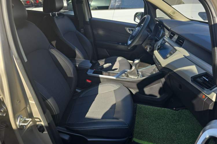 Used Geely Auto Vision X3 2020 1.5L Manual Happiness Edition Right Front Seat