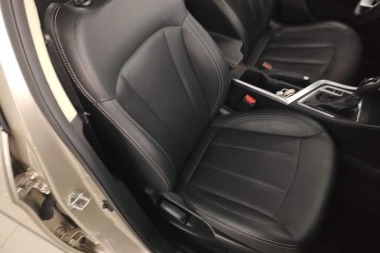 Used Geely Auto Vision X3 2020 1.5L CVT Luxury Model Right Front Seat