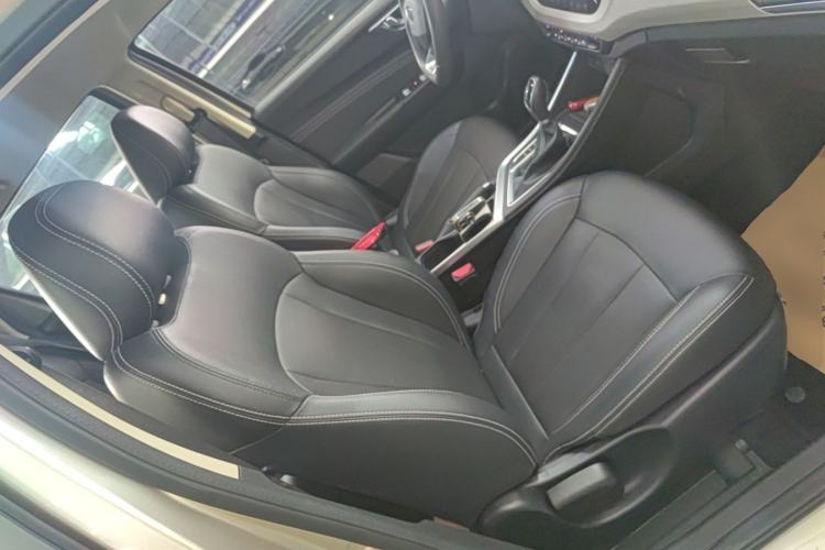 Used Geely Auto Vision X3 2020 1.5L CVT Elite Edition Right Front Seat