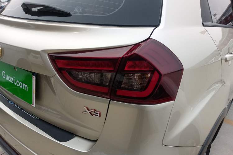Used Geely Auto Vision X3 2020 1.5L CVT Luxury Model Right Rear Taillight
