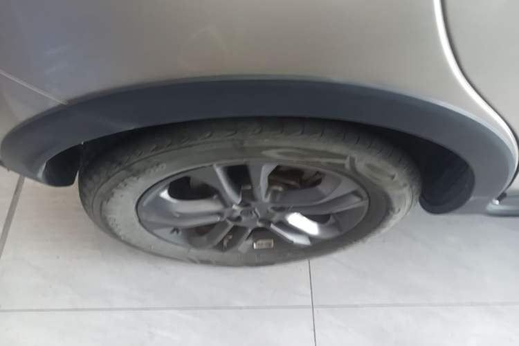 Used Geely Auto Vision X3 2020 1.5L Manual Luxury Edition Right Rear Wheel Hub