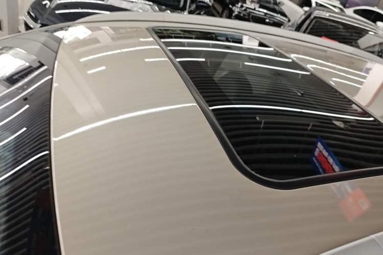 Used Geely Auto Vision X3 2020 1.5L CVT Luxury Model Roof
